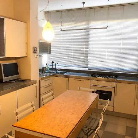 Apartment Kindly *